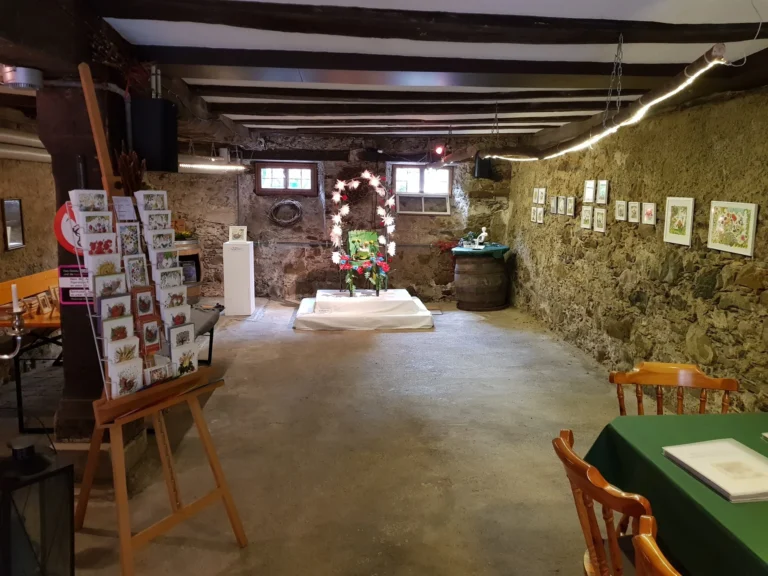 2019-04-Ausstellung-Sitzkunst